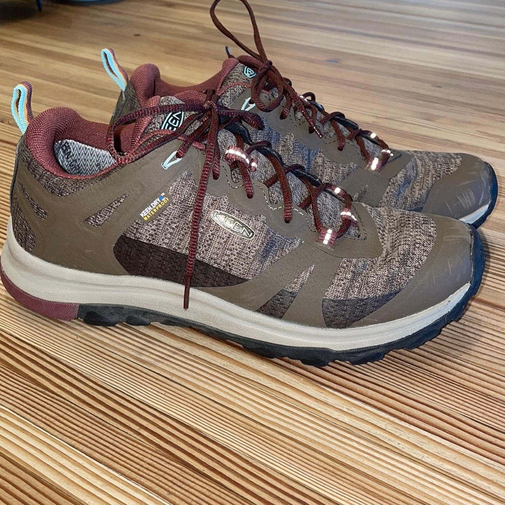 Keen Terradora Womens waterproof shoe - worn twice